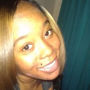 Meet your Posher, Candice